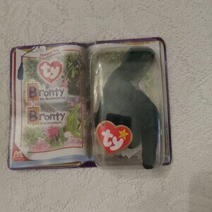 2 FREE CARDS INCLUDED Ty Beanie Baby Bronty the Dinosaur in original packing